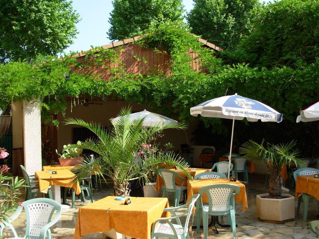 Hotel The Originals Romans-sur-Isère Le Clos des Tanneurs Extérieur photo